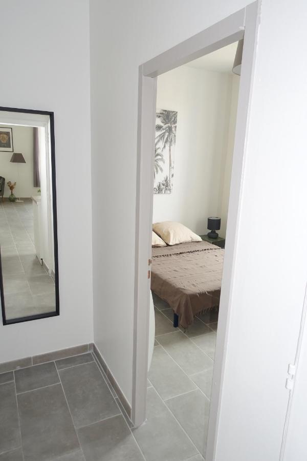 Maison Carree/Coeur Historique De Nimes - Superbe Appt 55M² Zewnętrze zdjęcie