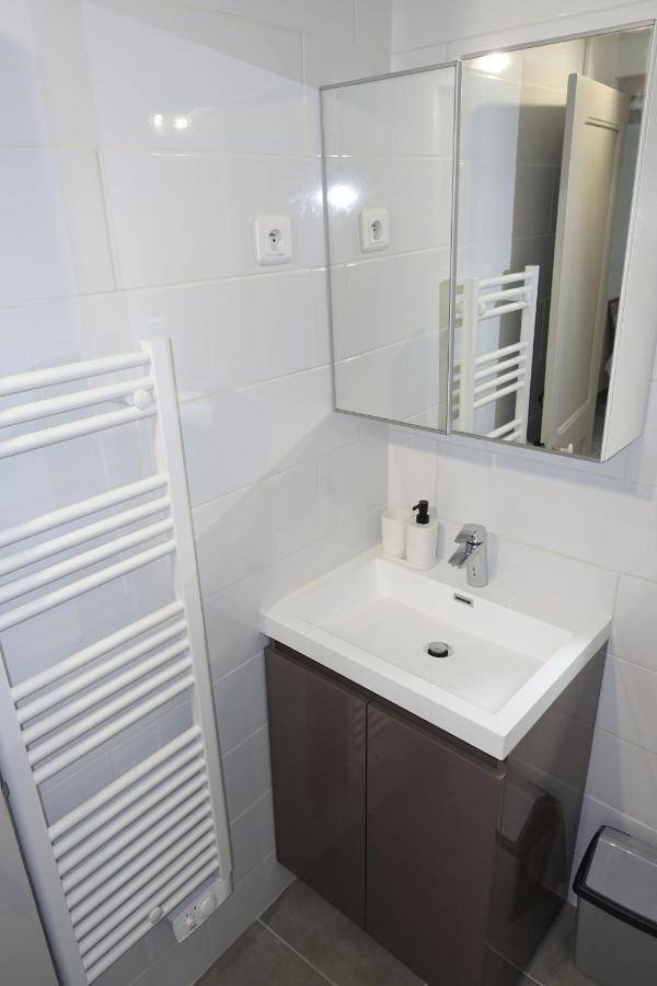 Maison Carree/Coeur Historique De Nimes - Superbe Appt 55M² Zewnętrze zdjęcie